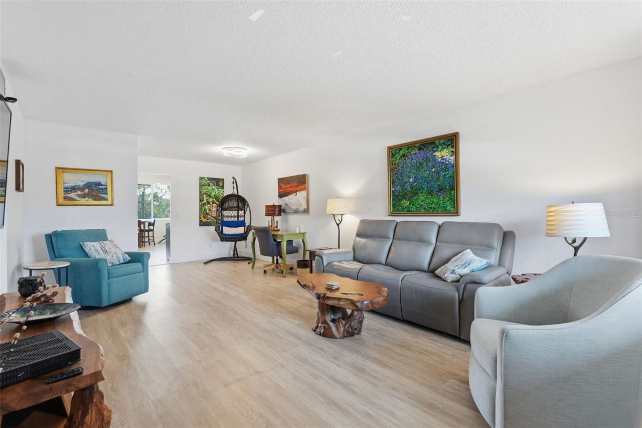 4915 Bay Street Ne, Unit 323, Saint Petersburg, FL 33703 Photo