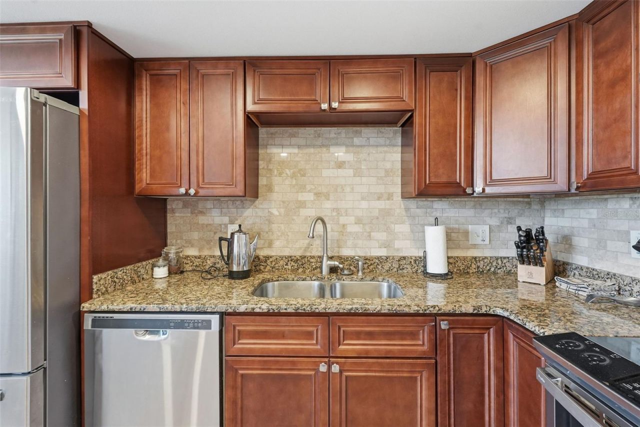 4915 Bay Street Ne, Unit 323, Saint Petersburg, FL 33703 Photo