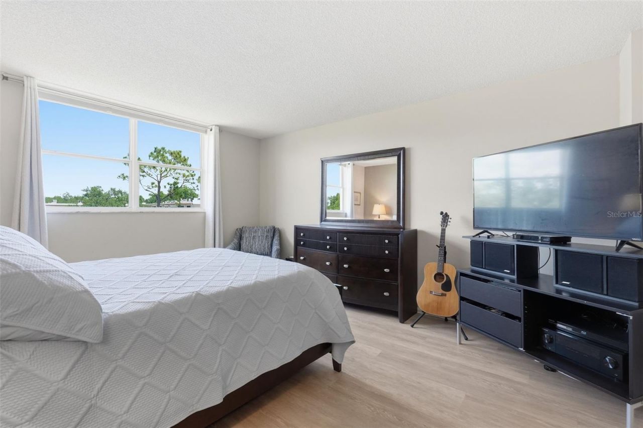 4915 Bay Street Ne, Unit 323, Saint Petersburg, FL 33703 Photo