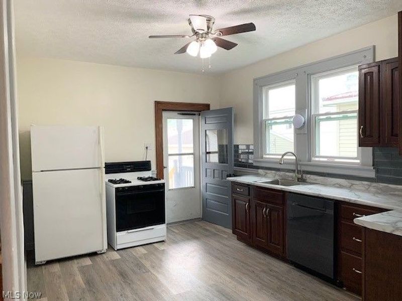 803 Trenton , Toronto, OH 43964 Photo 18