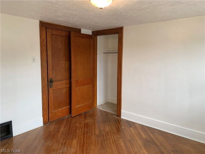 803 Trenton , Toronto, OH 43964 Photo 33