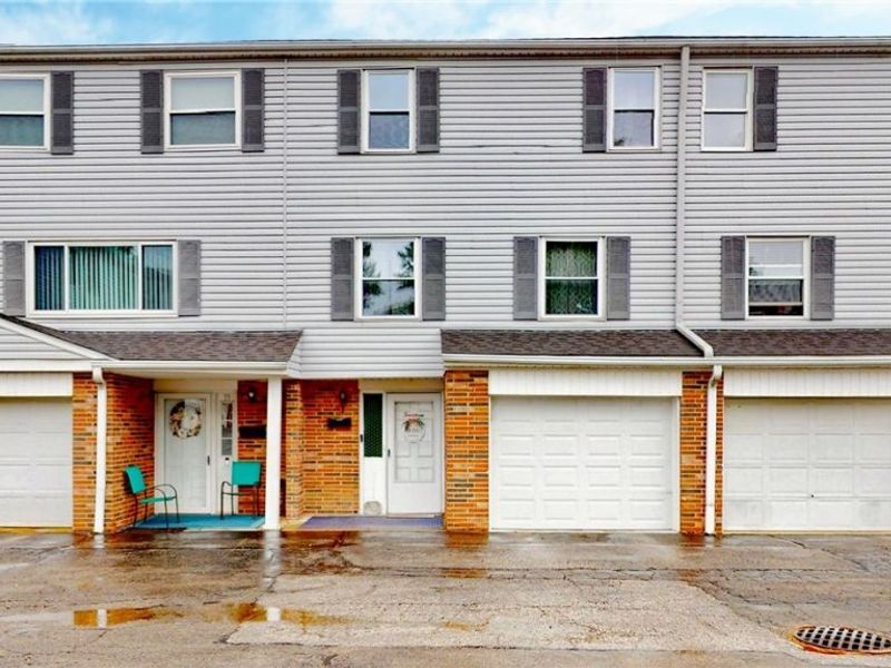 10540 Ravenna Road , Unit 14, Twinsburg, OH 44087 Photo 3