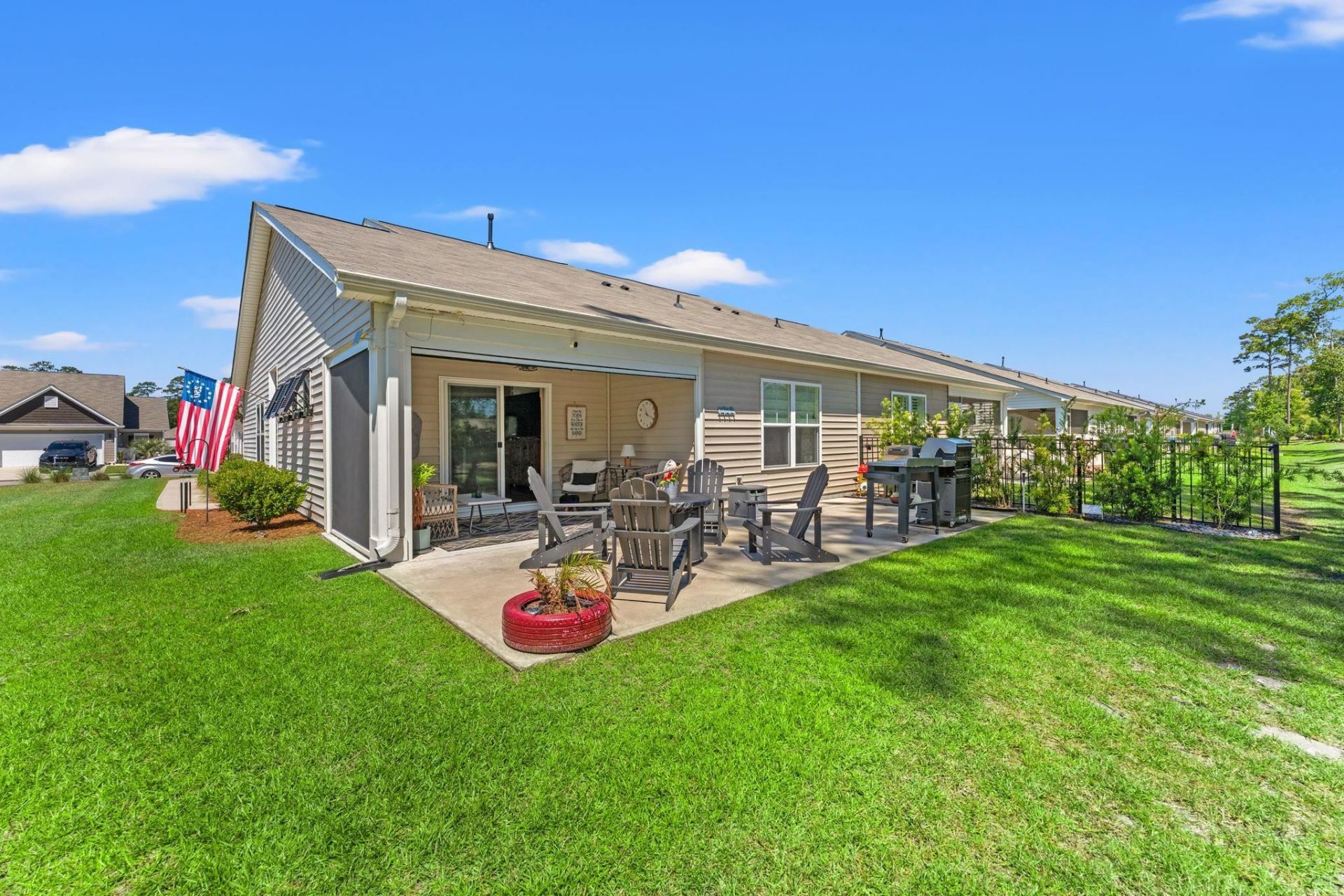 1572 Jardine Loop Photo 4