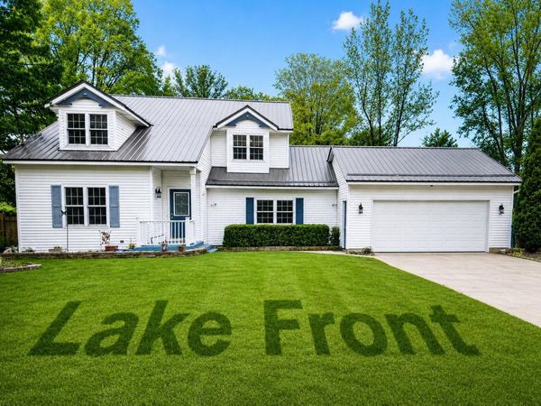 12177 Reyburn Drive NE, Sparta, MI 49345