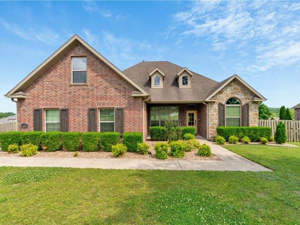 2235 Riverwater Lane , Fayetteville, AR 72703