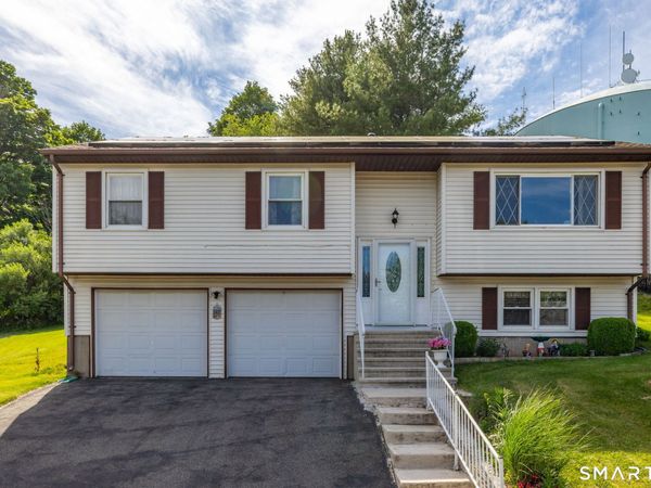 160 Cimarron, Middletown, CT 06457
