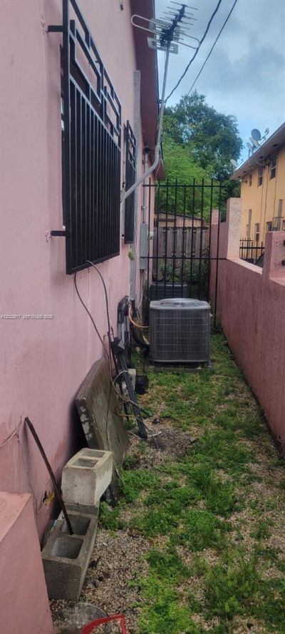 71 NW 18th Ave , Miami, FL 33125 Photo