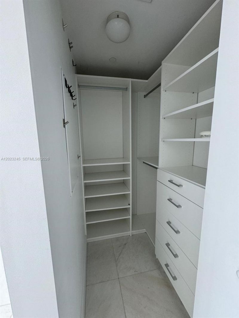 1300 S Miami Ave , Unit 4001, Miami, FL 33130 Photo