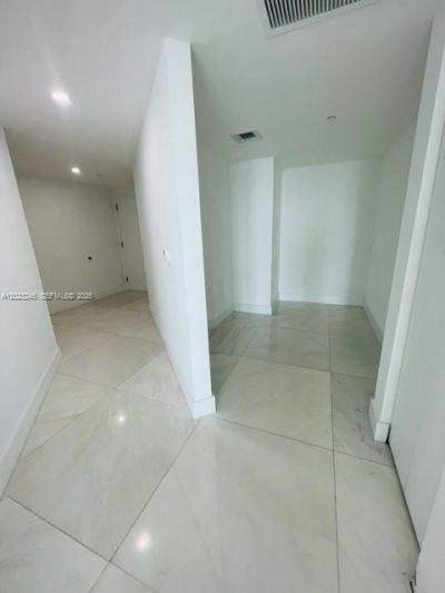 1300 S Miami Ave , Unit 4001, Miami, FL 33130 Photo