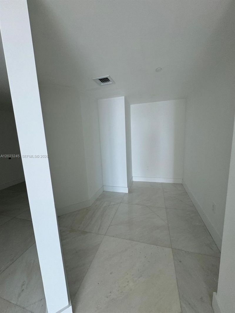 1300 S Miami Ave , Unit 4001, Miami, FL 33130 Photo