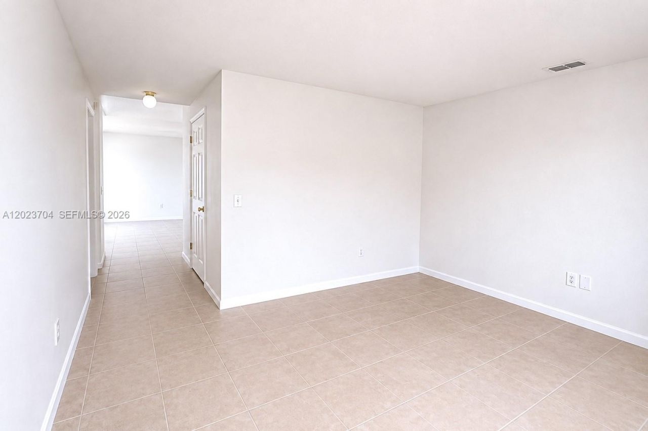 6136 NW Gaylord Ter , Unit N/A, Port Saint Lucie, FL 34986 Photo