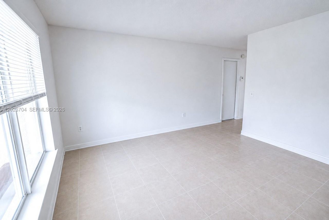 6136 NW Gaylord Ter , Unit N/A, Port Saint Lucie, FL 34986 Photo