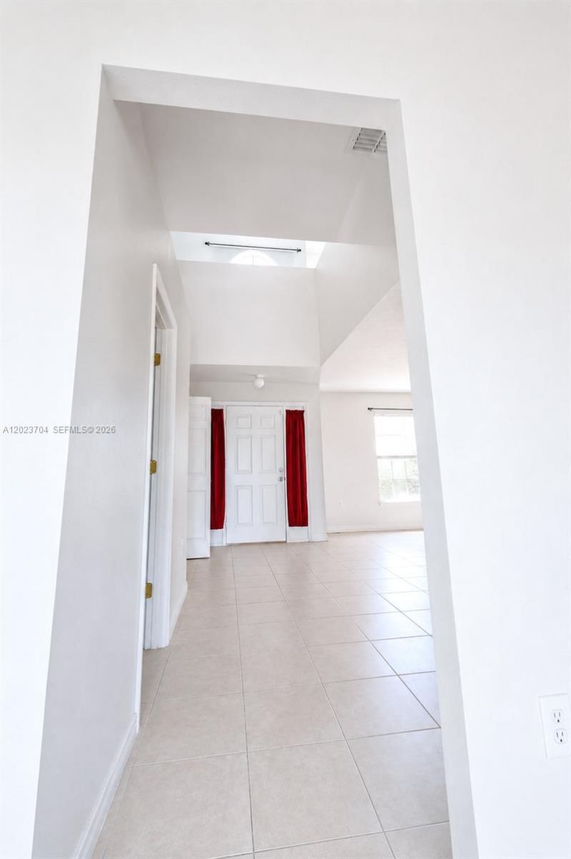 6136 NW Gaylord Ter , Unit N/A, Port Saint Lucie, FL 34986 Photo