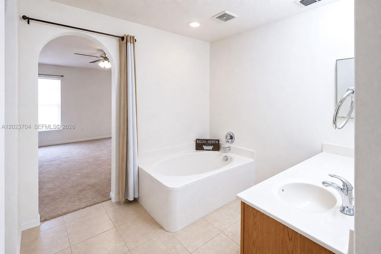 6136 NW Gaylord Ter , Unit N/A, Port Saint Lucie, FL 34986 Photo