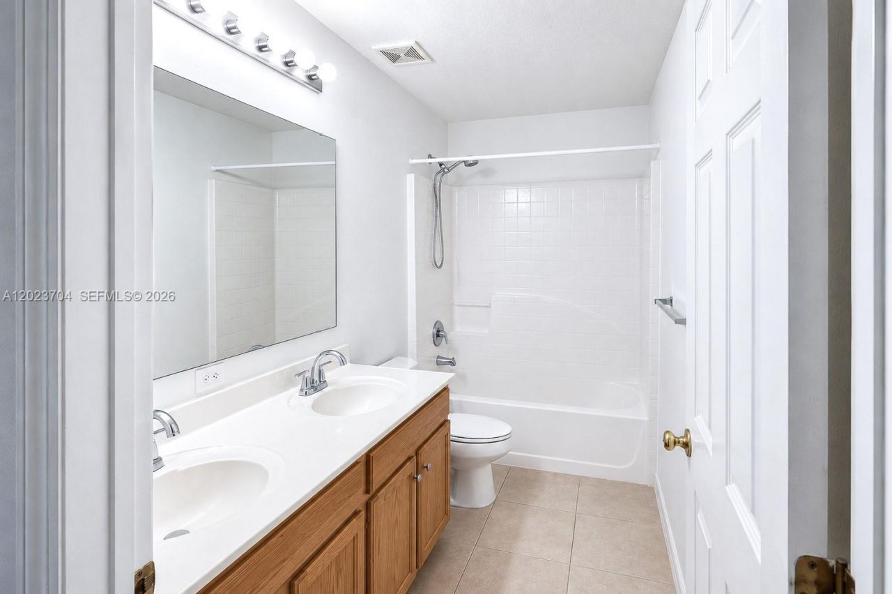6136 NW Gaylord Ter , Unit N/A, Port Saint Lucie, FL 34986 Photo