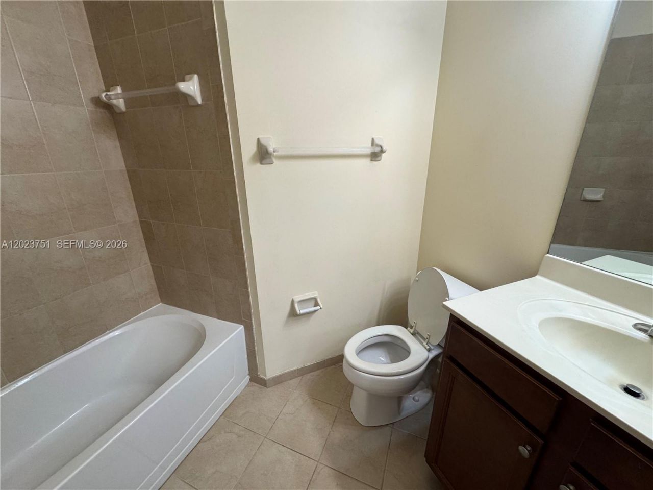 8650 NW 97 Ave , Unit 209, Doral, FL 33178 Photo