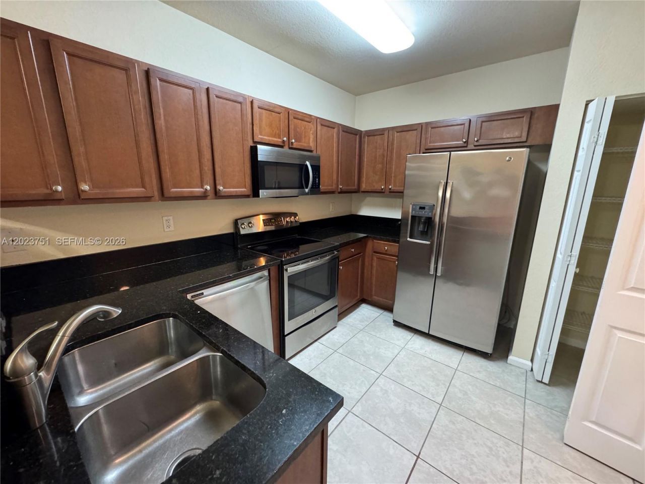 8650 NW 97 Ave , Unit 209, Doral, FL 33178 Photo