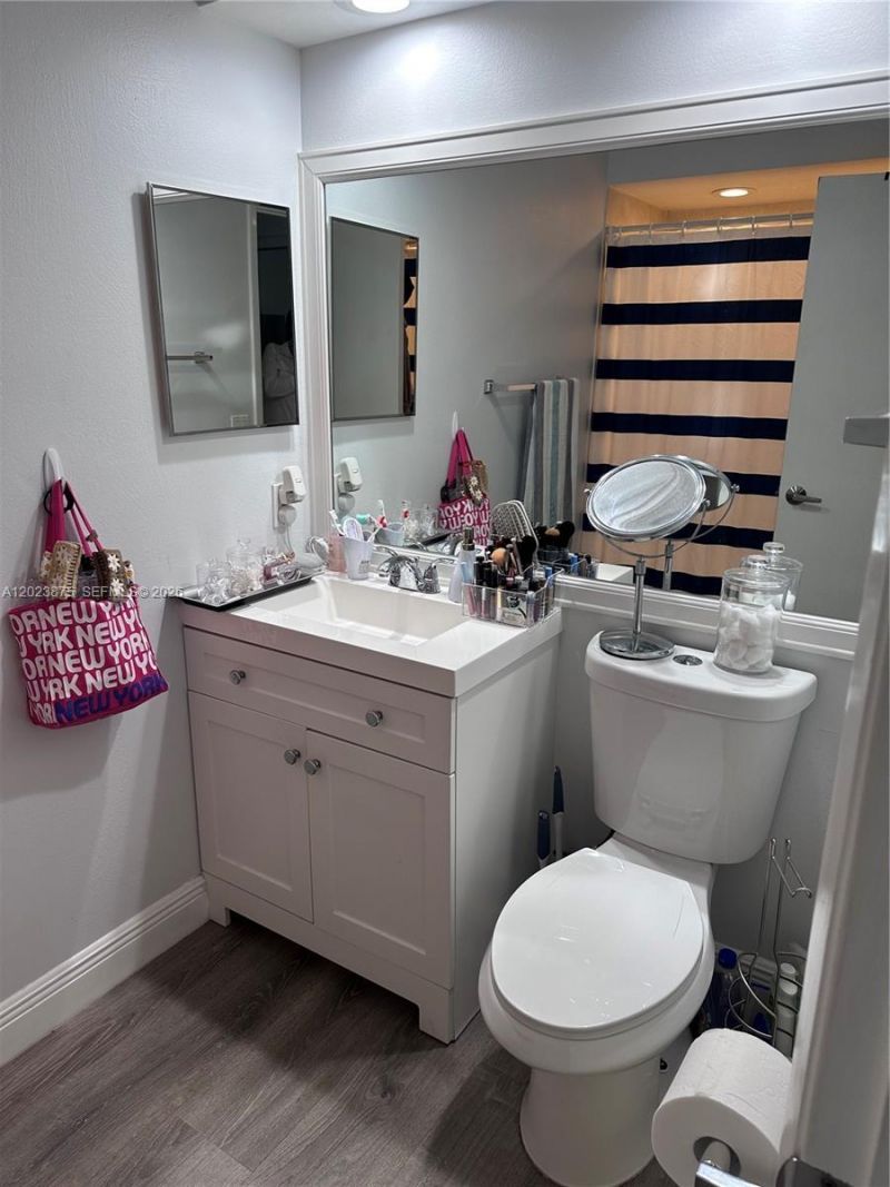 15205 SW 48th Ter , Unit H-80, Miami, FL 33185 Photo