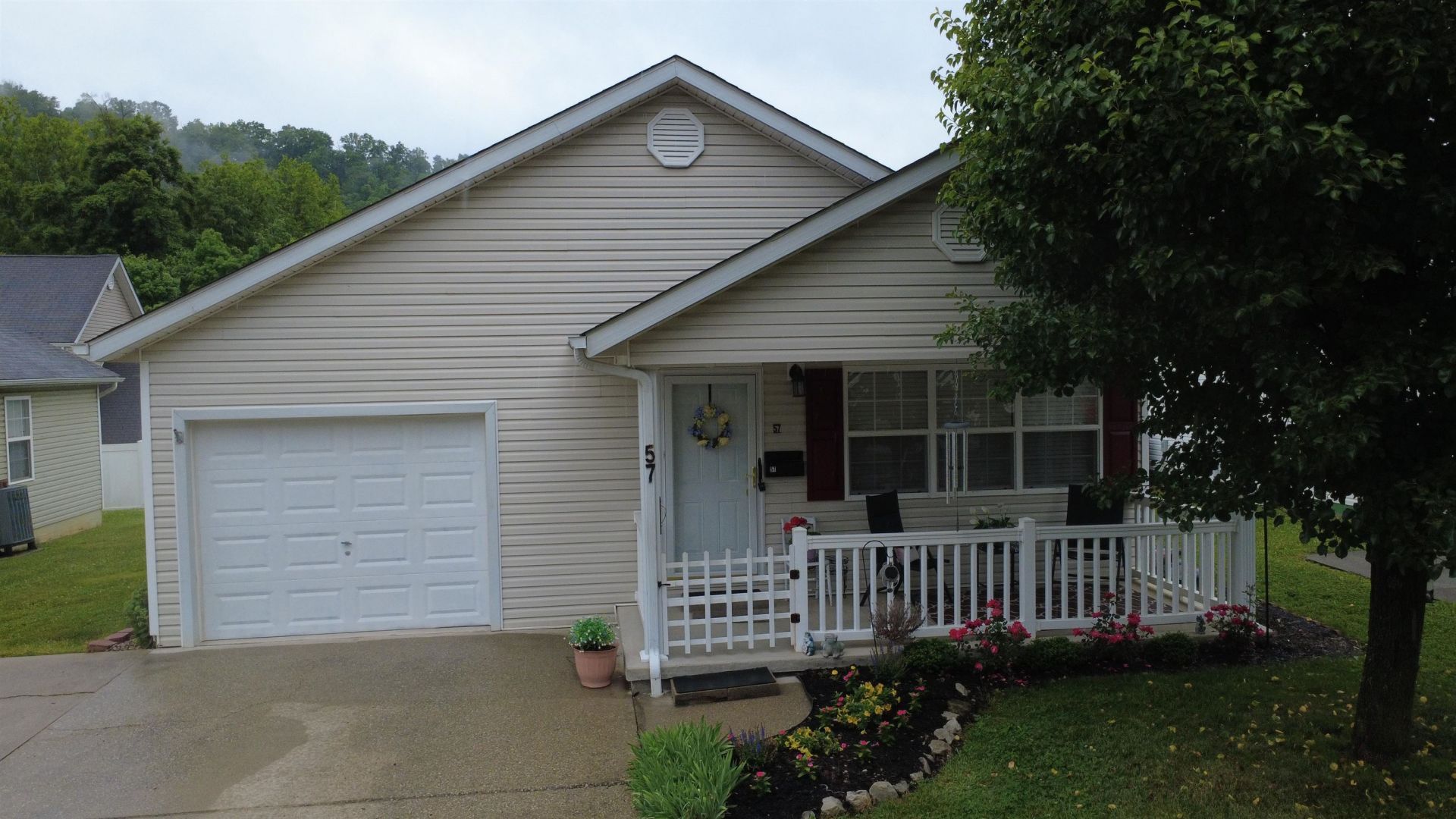 57 Sunwatch Drive, Huntington, WV 25705 Main Photo