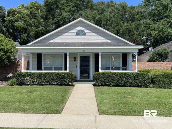 33 Cottage Drive, Fairhope, AL 36532