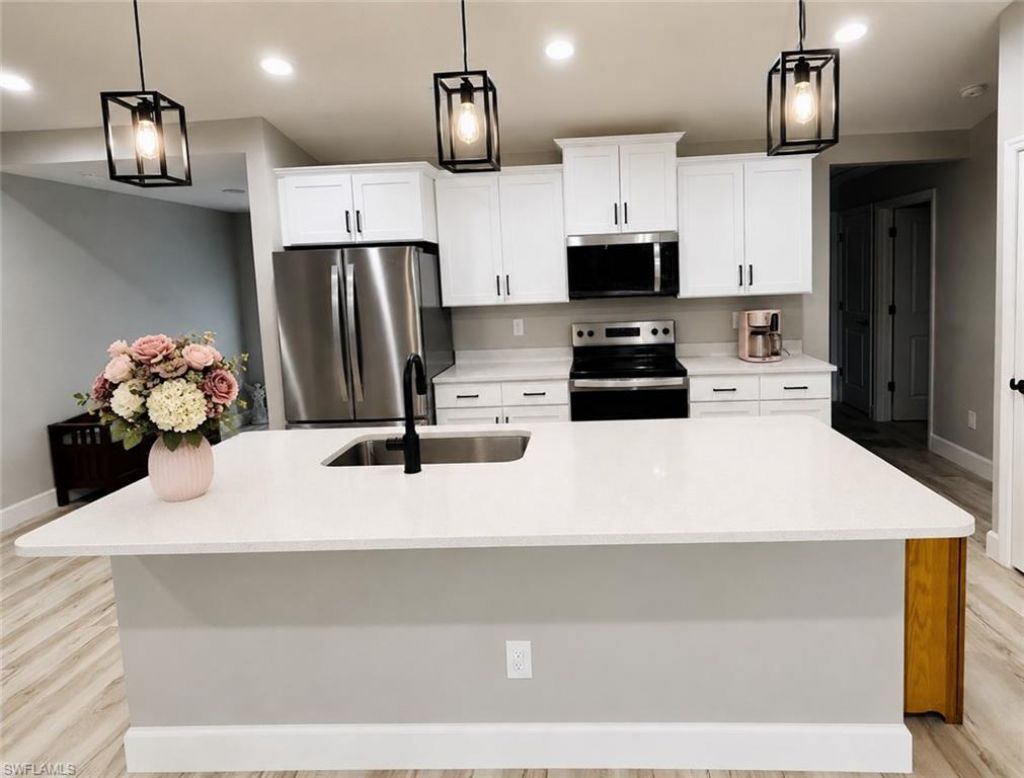 511 NW 6th St , Cape Coral, FL 33993 Photo