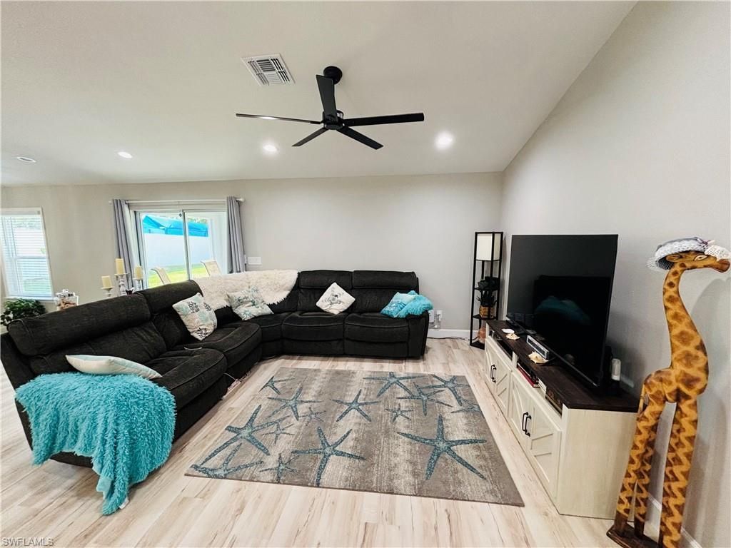 511 NW 6th St , Cape Coral, FL 33993 Photo