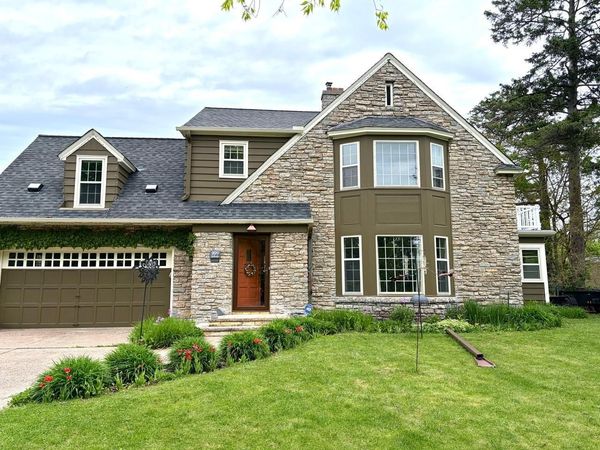 999 Nebraska Avenue W, Saint Paul, MN 55117