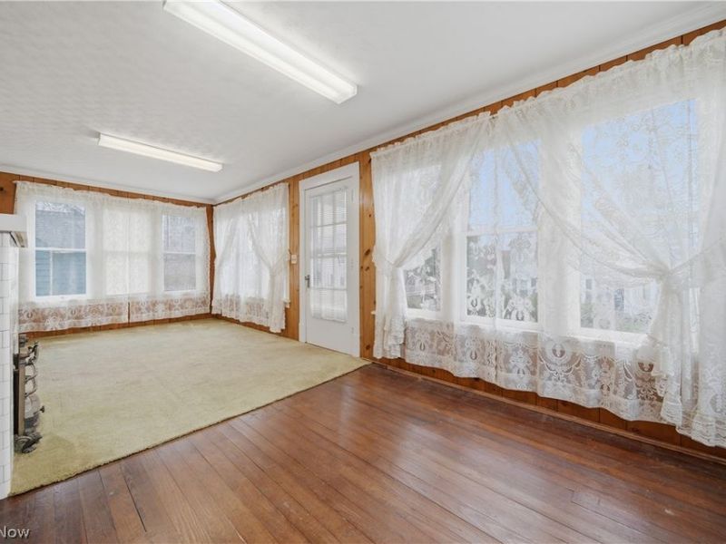 328 Portage Street NW, North Canton, OH 44720 Photo 5