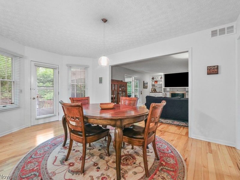 5826 Garth Circle NW, Canton, OH 44718 Photo 16