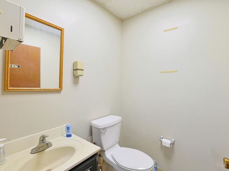 2108 Central Parkway, Cincinnati, OH 45214 Photo 45