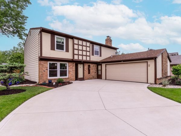 3325 Chelmsford Place, Fort Wayne, IN 46815