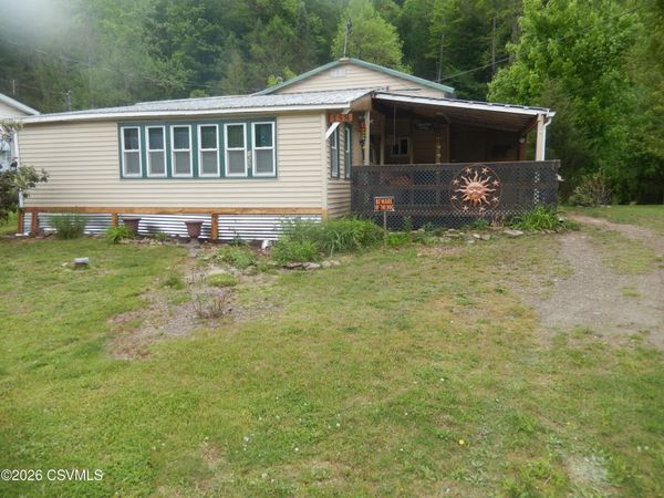 158 APPLE Alley, Benton, PA 17814