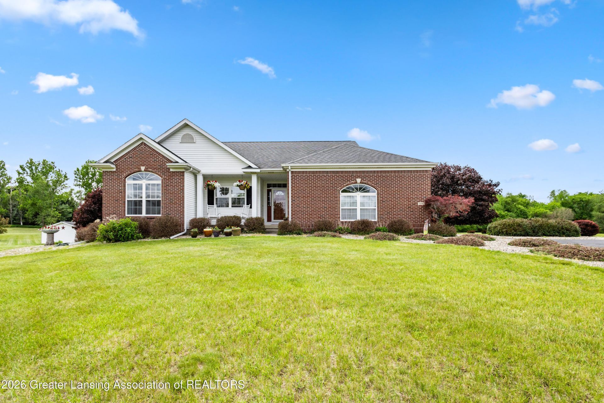 3890 Provencal Drive, Eaton Rapids, MI 48827 Main Photo