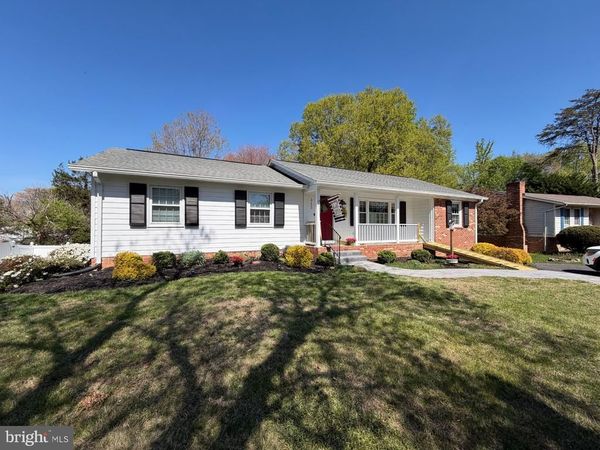 313 LAUREL AVENUE , FREDERICKSBURG, VA 22408