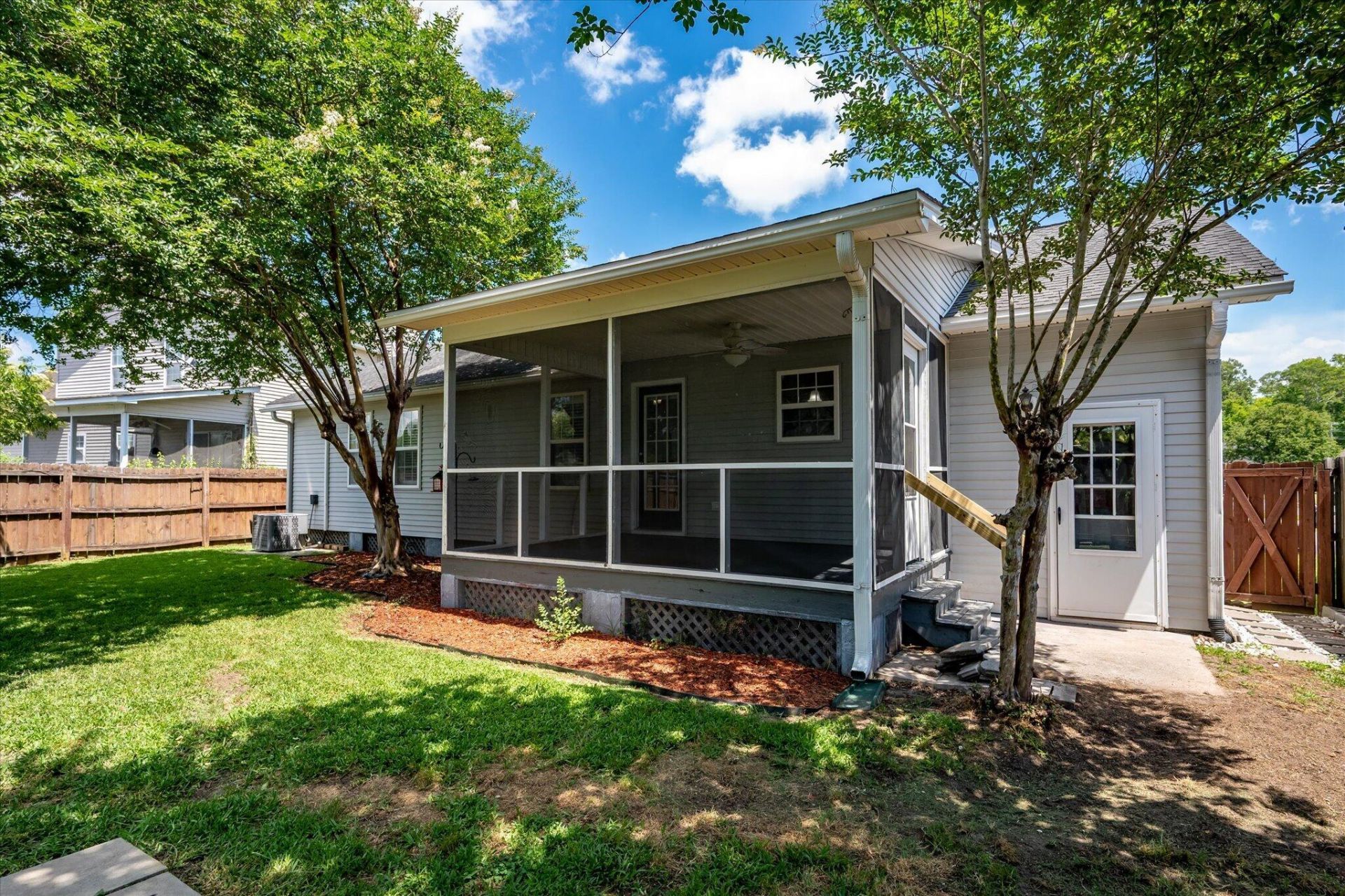 8655 Bentwood Drive Photo 28