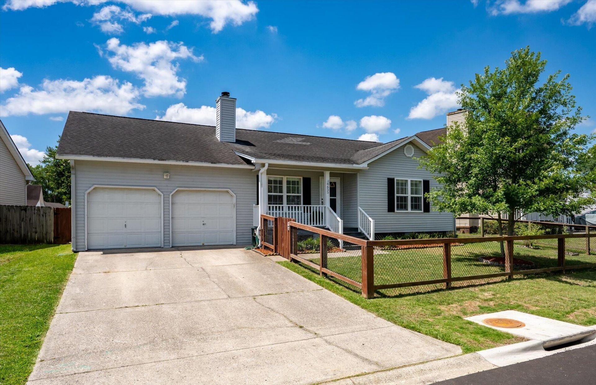 8655 Bentwood Drive Photo 5