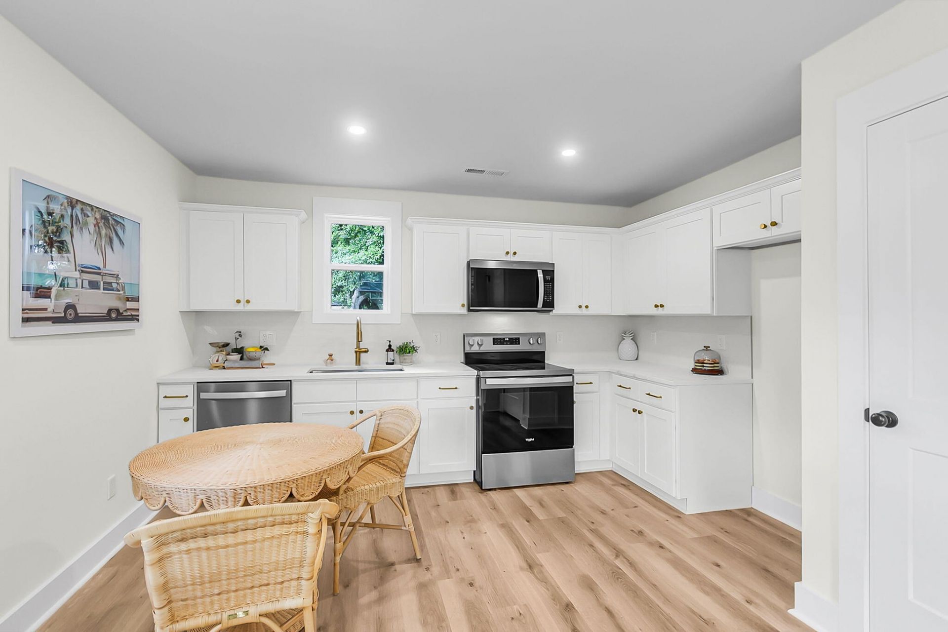 1139 Greenhill Road Photo 11