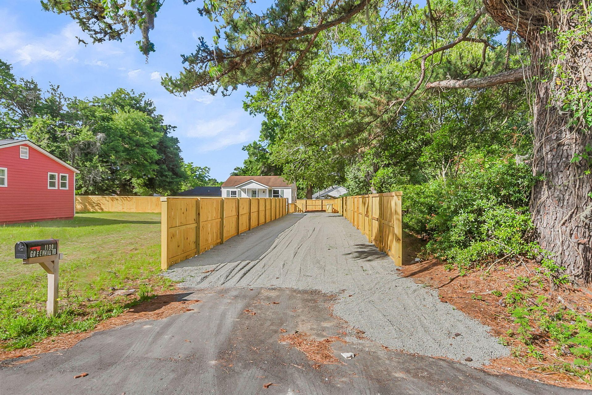 1139 Greenhill Road Photo 24