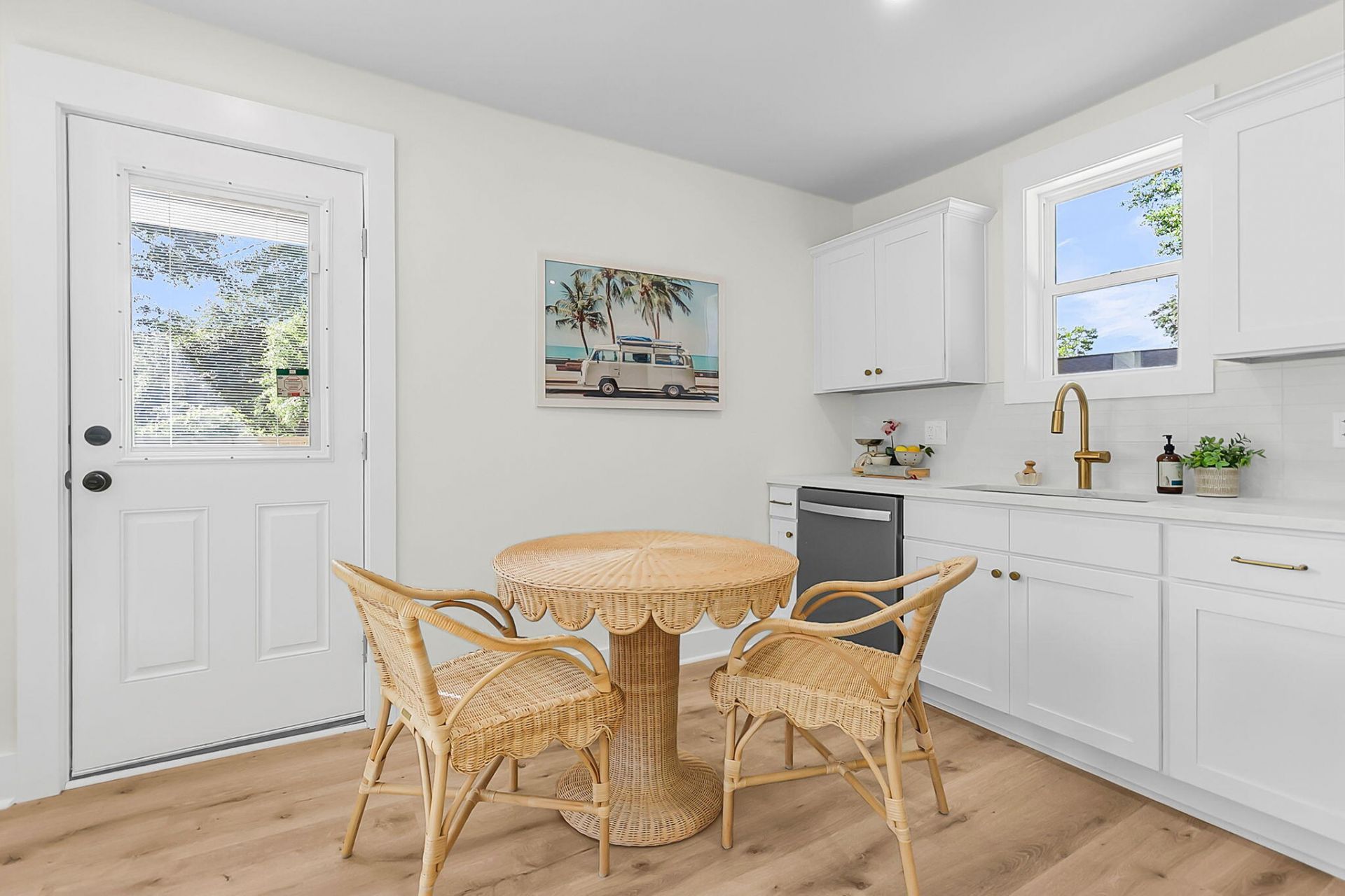 1139 Greenhill Road Photo 8
