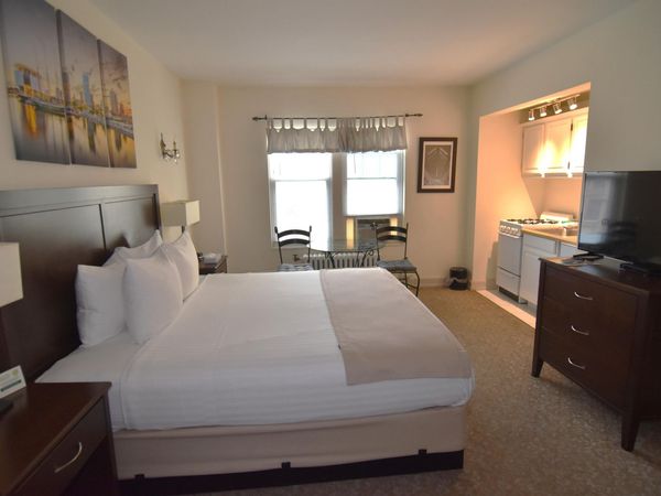 1028 E Juneau Ave, Unit 312, Milwaukee, WI 53202