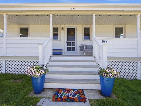 10 W Street, Hull, MA 02045