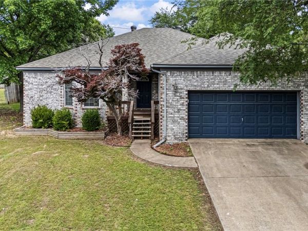 309 Preston Drive , Russellville, AR 72802