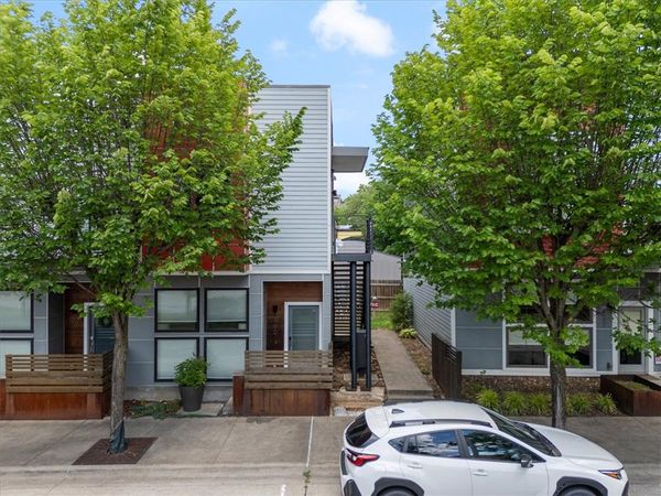 360 W 5th Street, Unit 2, Fayetteville, AR 72701