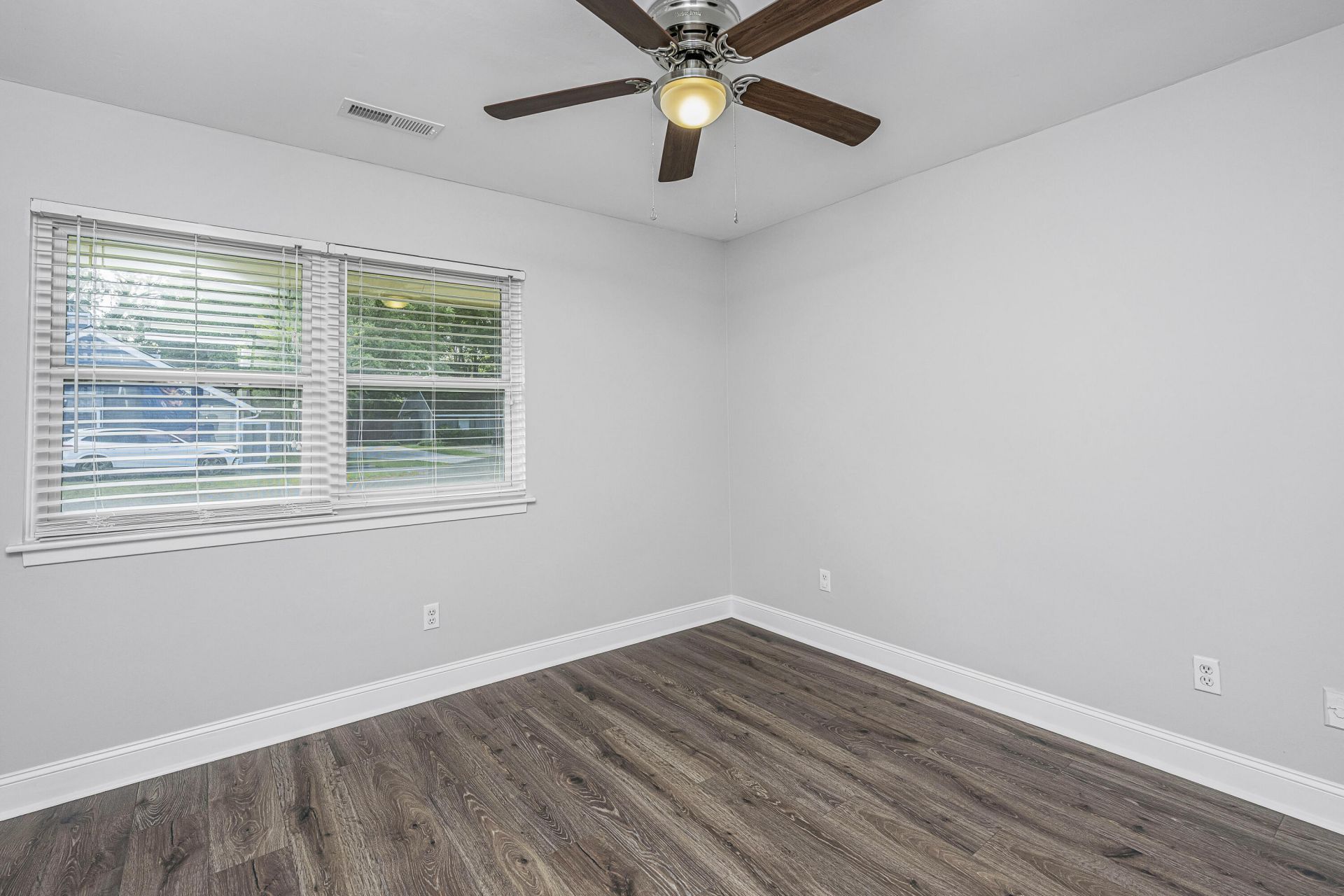 1116 Astor Drive Photo 12