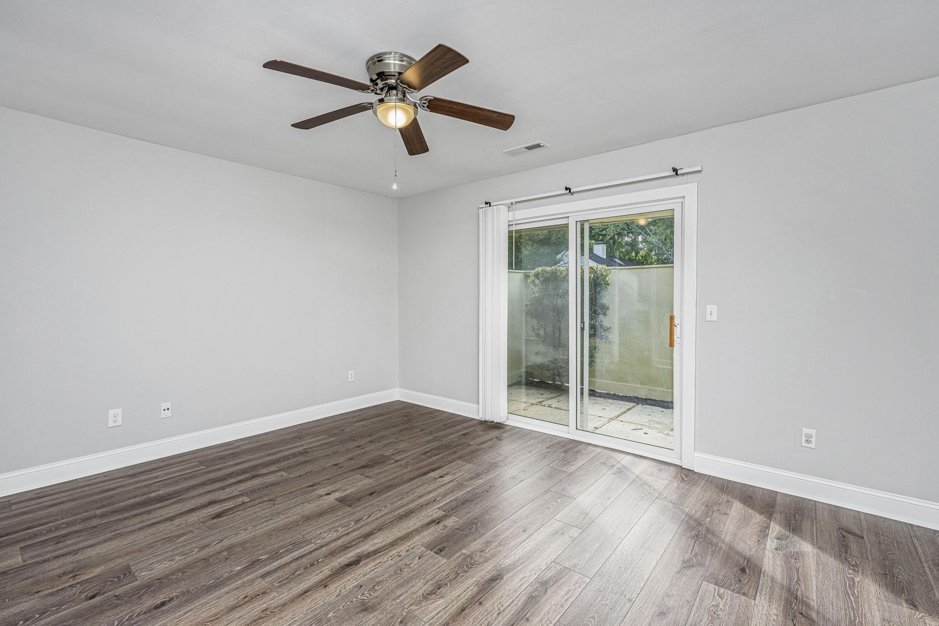 1116 Astor Drive Photo 15