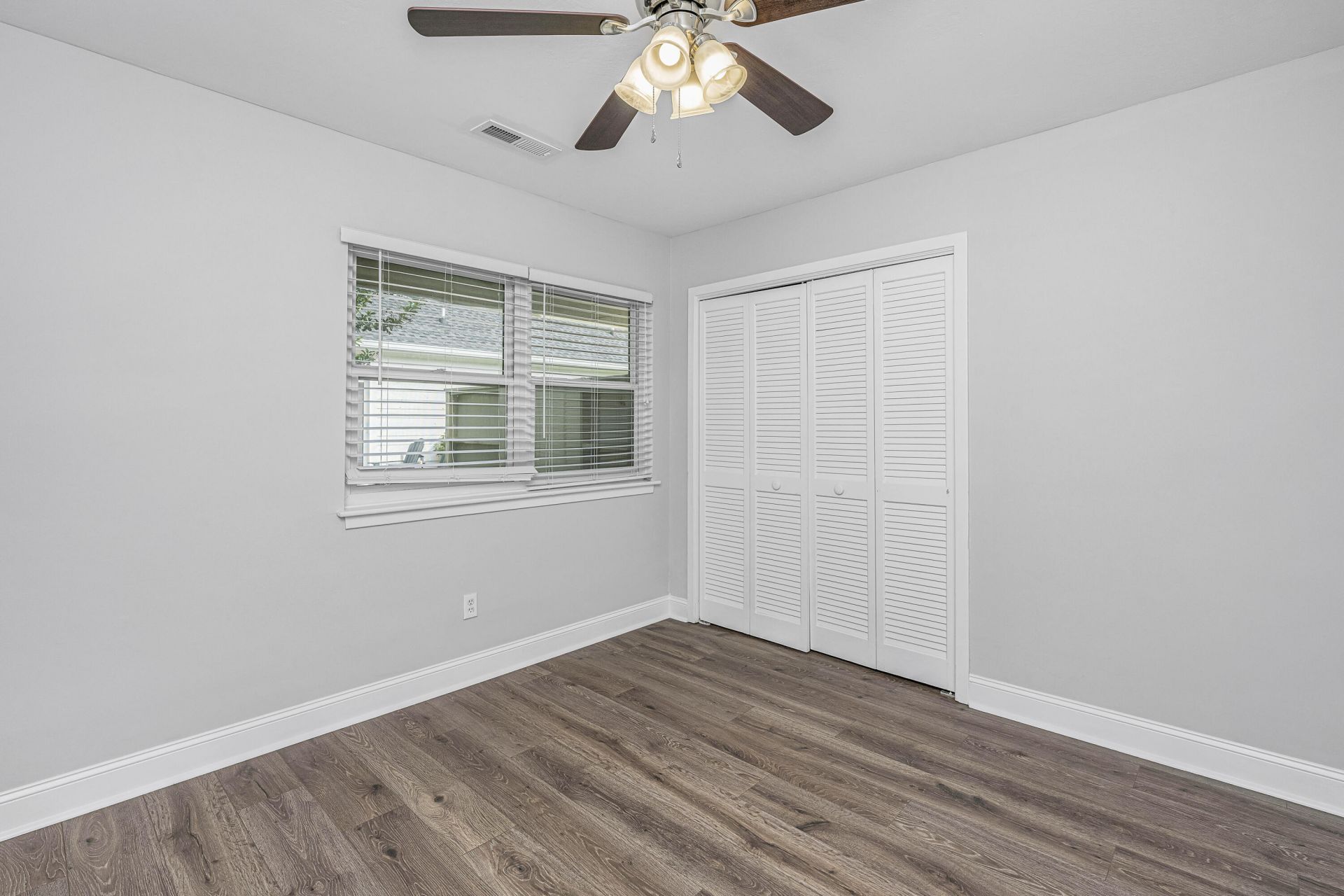 1116 Astor Drive Photo 24