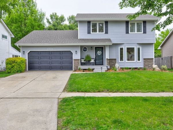 4201 Maple Street, West Des Moines, IA 50265