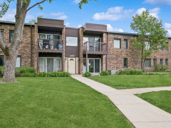 1165 Pleasant Run Drive , Unit 510, Wheeling, IL 60090