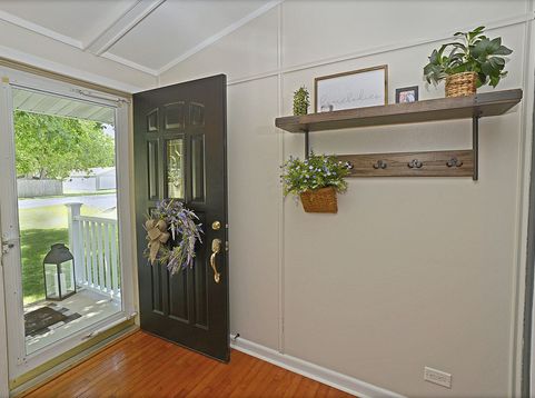 Main Photo