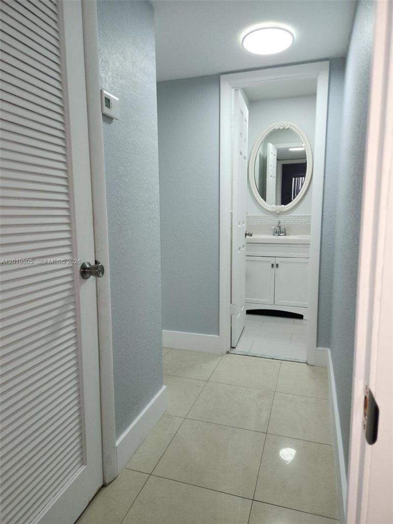2811 N Pine Island Rd, Unit 107, Sunrise, FL 33322 Photo